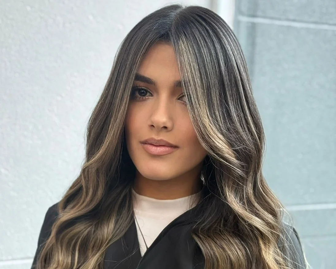 Servicio de color y balayage en C'est Magnifique